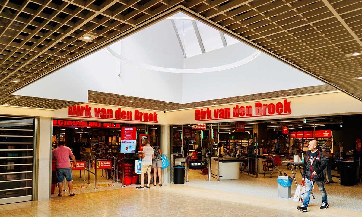 Regiobouw - Verbouwen winkelcentrum Winkelhof 2